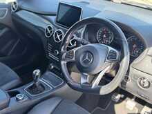 LOW MILES SATNAV AMG ALLOYS
