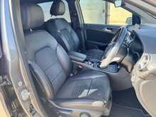 LOW MILES SATNAV AMG ALLOYS