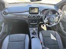 LOW MILES SATNAV AMG ALLOYS