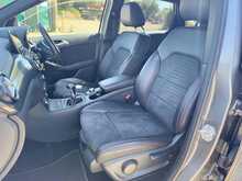 LOW MILES SATNAV AMG ALLOYS