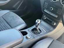 LOW MILES SATNAV AMG ALLOYS