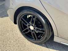 LOW MILES SATNAV AMG ALLOYS