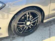 LOW MILES SATNAV AMG ALLOYS