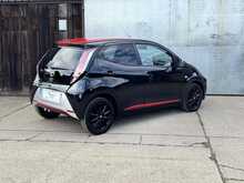 Toyota AYGO VVT-i x-press 