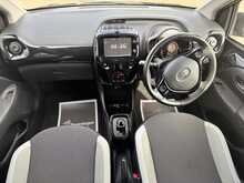 Toyota AYGO VVT-i x-press 