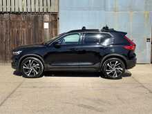 Volvo XC40 T4 R-Design Pro 