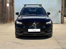 Volvo XC40 T4 R-Design Pro 