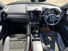 Volvo XC40 T4 R-Design Pro 