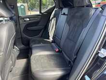 Volvo XC40 T4 R-Design Pro 
