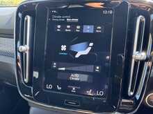 Volvo XC40 T4 R-Design Pro 