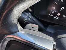 Volvo XC40 T4 R-Design Pro 