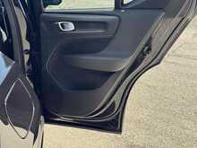 Volvo XC40 T4 R-Design Pro 