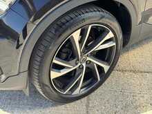 Volvo XC40 T4 R-Design Pro 