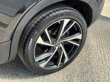Volvo XC40 T4 R-Design Pro 
