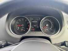 Volkswagen Polo BlueMotion Tech SE 