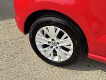 Volkswagen Polo BlueMotion Tech SE 