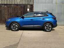 Vauxhall Grandland X Turbo SRi Nav 