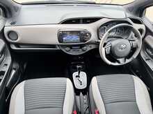 FULL TOYOTA SERVICE HISTORY