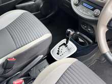 FULL TOYOTA SERVICE HISTORY