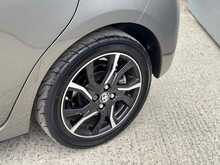 FULL TOYOTA SERVICE HISTORY