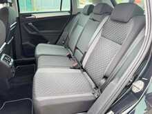 NAV PRO HEATED REAR SEATS