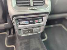 NAV PRO HEATED REAR SEATS