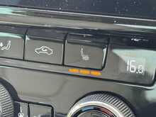 FULL LEATHER SAT NAV