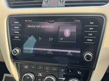 FULL LEATHER SAT NAV