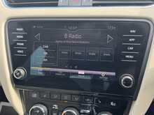 FULL LEATHER SAT NAV