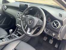 APPLE CAR PLAY REV CAM