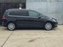 Volkswagen Touran TSI EVO SEL 