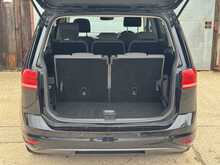 Volkswagen Touran TSI EVO SEL 