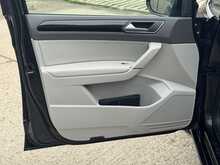 Volkswagen Touran TSI EVO SEL 