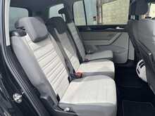 Volkswagen Touran TSI EVO SEL 