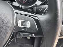 Volkswagen Touran TSI EVO SEL 