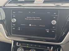 Volkswagen Touran TSI EVO SEL 