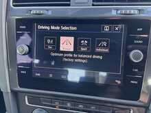 Volkswagen Golf TSI BlueMotion Tech SE 