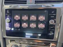 Volkswagen Golf TSI BlueMotion Tech SE 