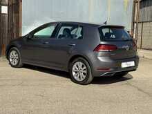 Volkswagen Golf TSI BlueMotion Tech SE 