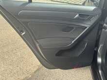 Volkswagen Golf TSI BlueMotion Tech SE 