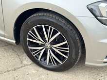 Volkswagen Golf TSI SE Nav 