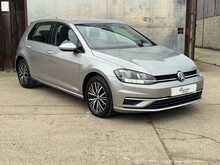 Volkswagen Golf TSI SE Nav 