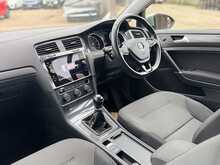 Volkswagen Golf TSI SE Nav 