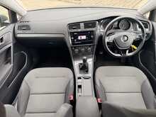 Volkswagen Golf TSI SE Nav 