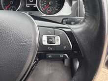 Volkswagen Golf TSI SE Nav 