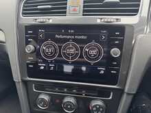 Volkswagen Golf TSI SE Nav 