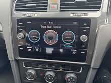 Volkswagen Golf TSI SE Nav 