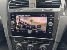 Volkswagen Golf TSI SE Nav 