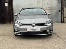 Volkswagen Golf TSI SE Nav 
