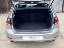 Volkswagen Golf TSI SE Nav 
